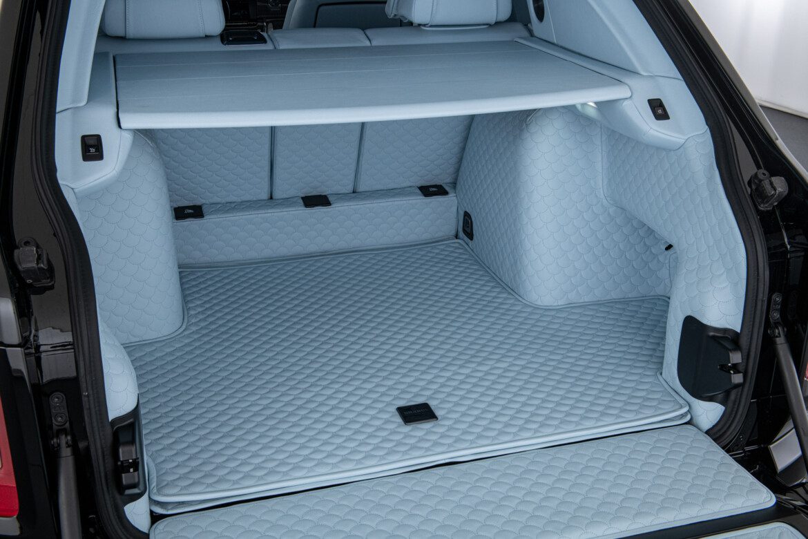 BRABUS 700 BLUE SKY Studio klein (17)-1170x780