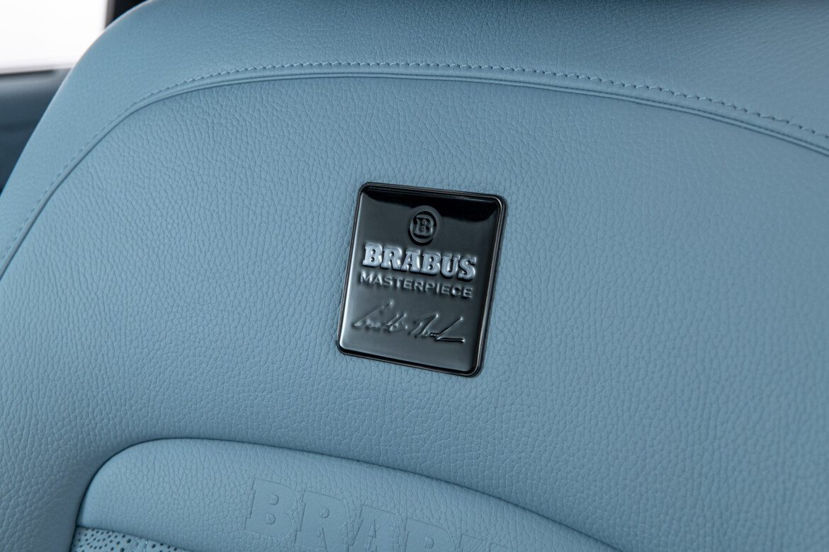BRABUS 700 BLUE SKY Studio klein (24)-1170x780