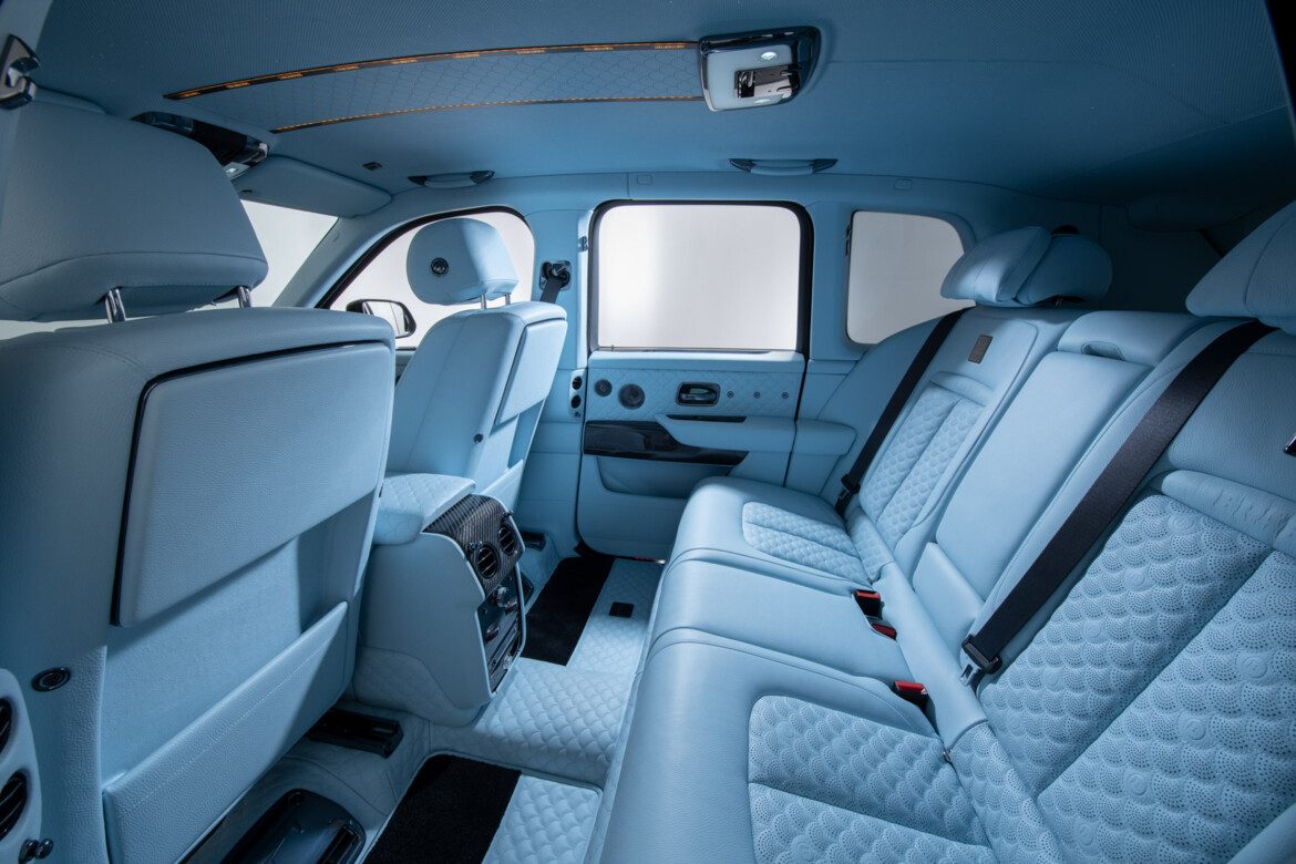 BRABUS 700 BLUE SKY Studio klein (35)-1170x780