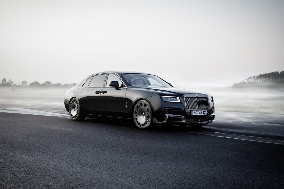 BRABUS 700 based on Rolls Royce Ghost Extended Outdoor klein (1)-1170x780