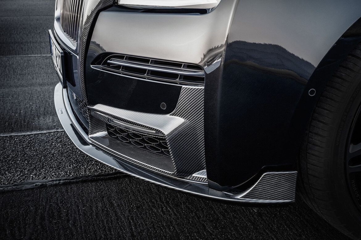 BRABUS 700 based on Rolls Royce Ghost Extended Outdoor klein (21)-1170x780