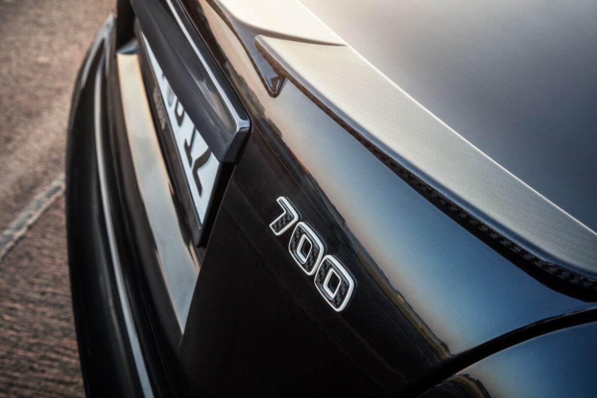 BRABUS 700 based on Rolls Royce Ghost Extended Outdoor klein (24)-1170x780