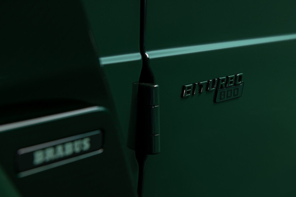 BRABUS 900 Mean Green On Location klein (41)-1170x780
