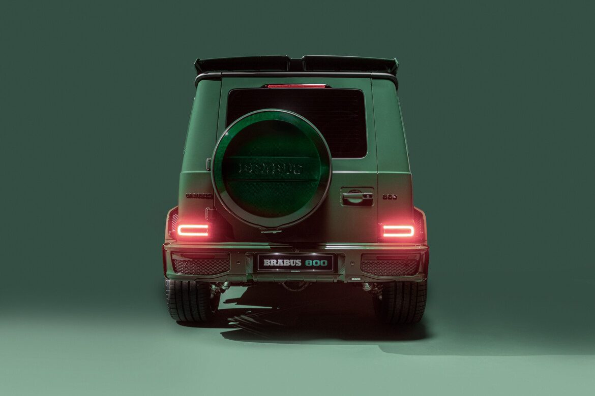 BRABUS 900 Mean Green On Location klein (44)-1170x780
